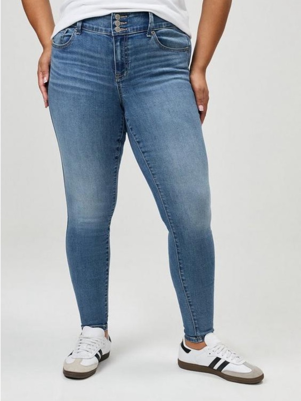 NWT Lane Bryant Knock Out Jegging Jeans Size 14